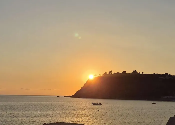 Leone * Santa Maria (Vibo Valentia)